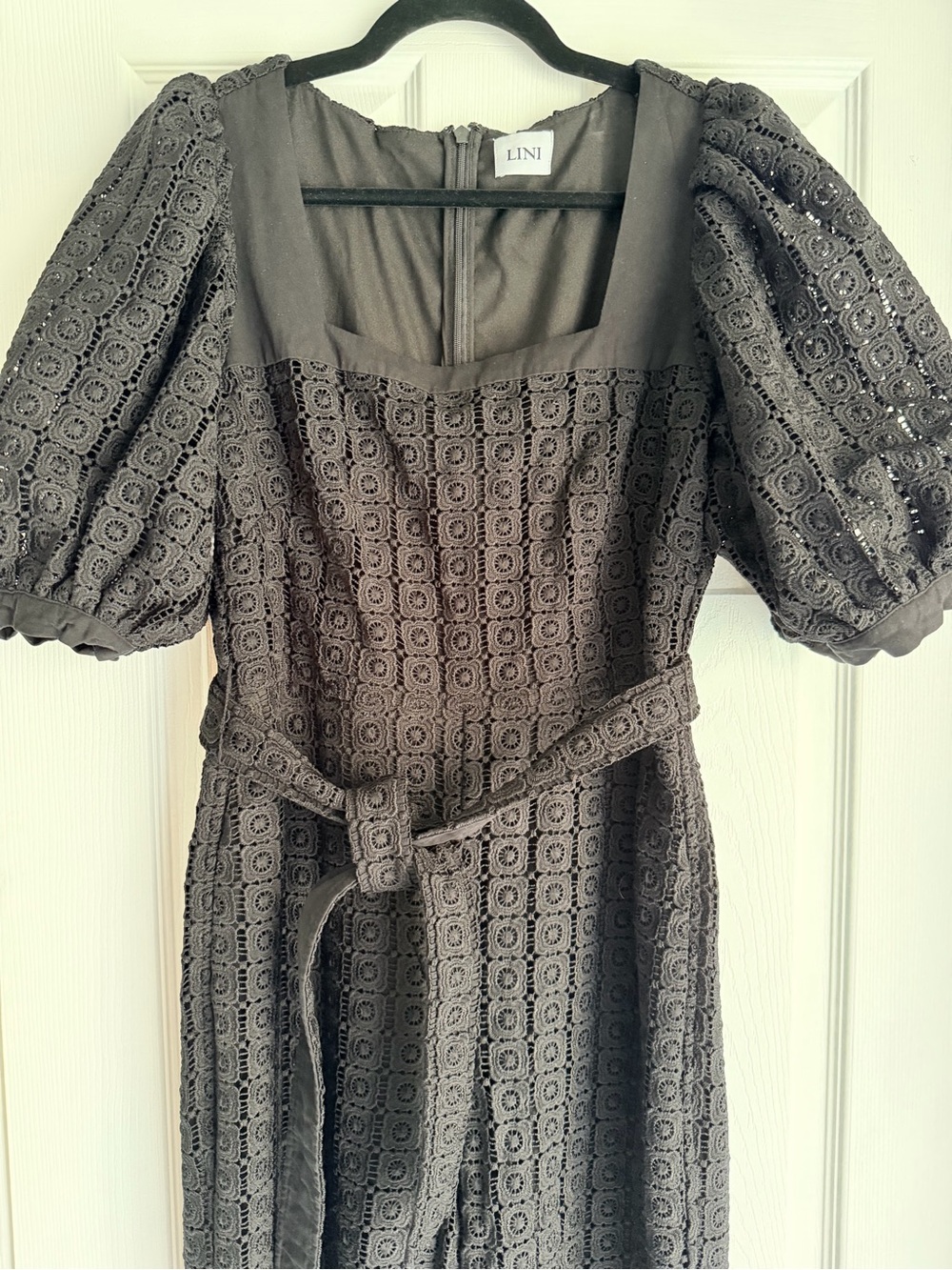 Black Eyelet Puff-Sleeve Jumpsuit M - Picture 3 of 10